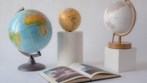 Globes international travel