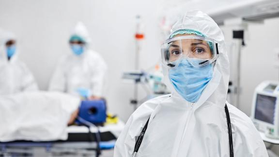 A doctor wearing full PPE.