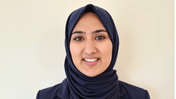 Heena Mahmood headshot