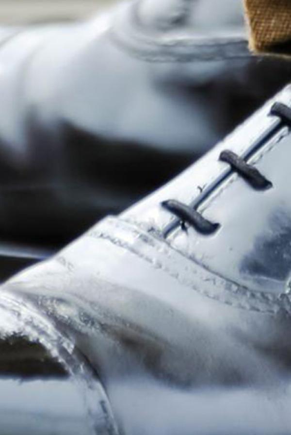 Featuring a polished pair of Army boots