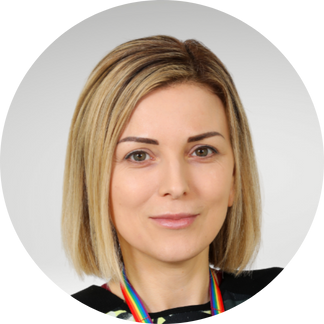 Emma Mendes Da Costa headshot